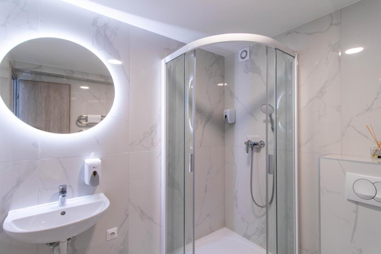 אליטוס Dzukija Hotel מראה חיצוני תמונה